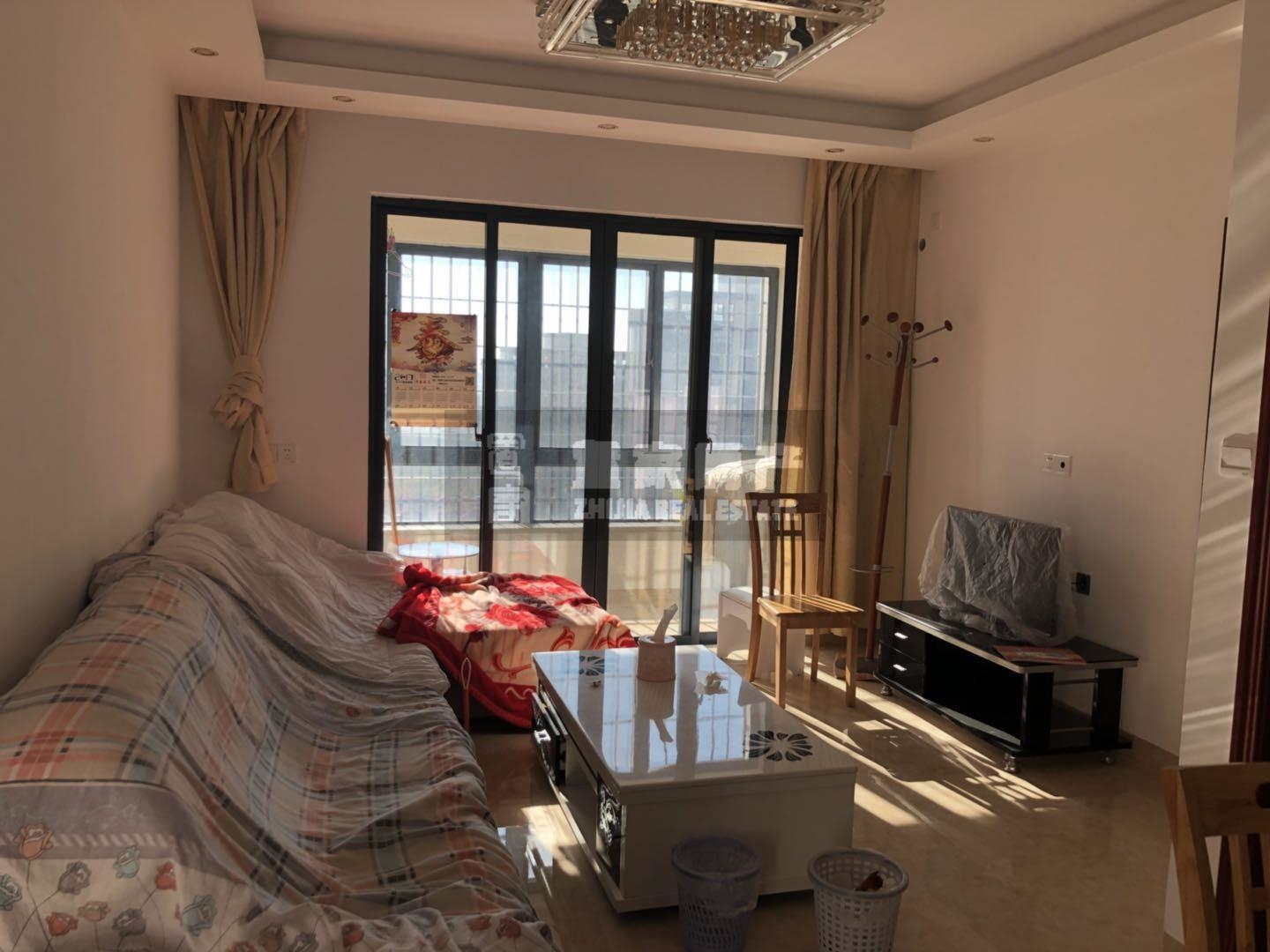 现实太残酷,找套房子不容易,好房横空出世