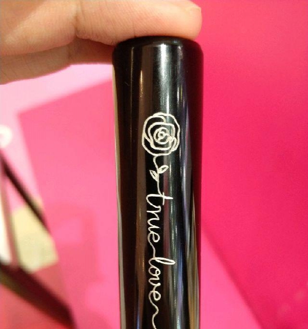 激光打标机租赁，项链，手机壳及礼盒刻字刻照片