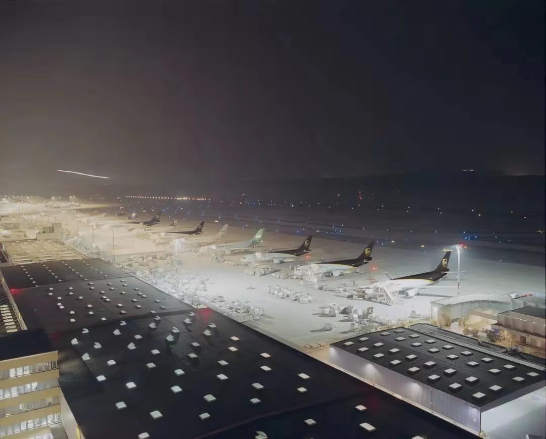 福建厦门同安国际快递专寄粉沫液体纯电池食品化妆品茶叶电子产品