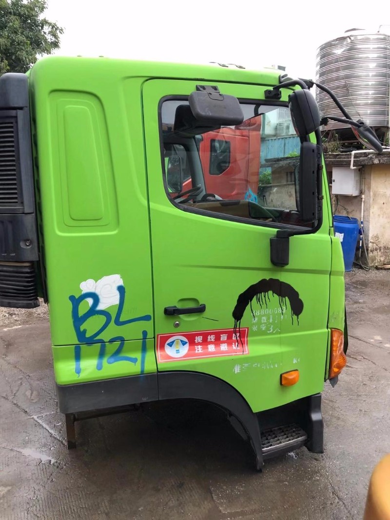 厦门二手驾驶室驾驶楼拆车件等大量低价