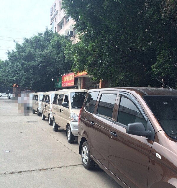 专业面包车出租/小货车低价出租