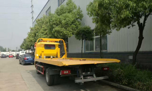 转让 清障车欧马可黄牌一拖二清障车低价出售