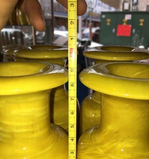 满水波金丝楠花瓶