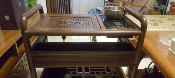 鸡翅木移动茶桌转让