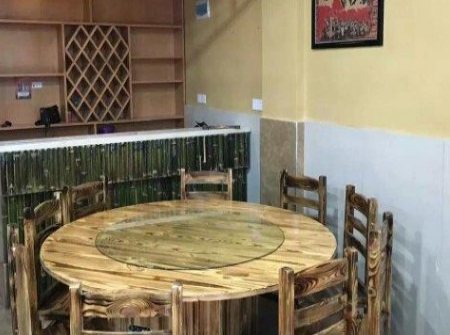 厂家直销火锅桌子,火锅桌,农庄桌椅饭店餐厅桌椅,户外实木碳